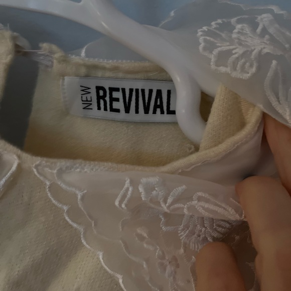 Pixie Market Lace Collar Sweater - Picture 5 of 5